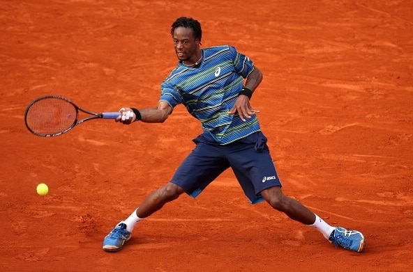 tennis player freeze frame